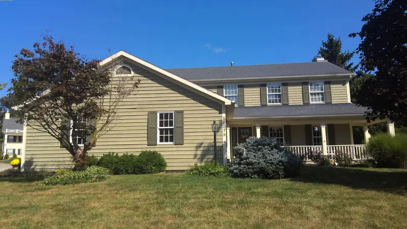 Property photo: 10018 SCHUYLER CT