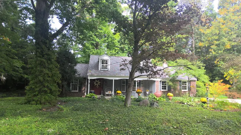 Property photo: 10026 CIRCLEWOOD DR