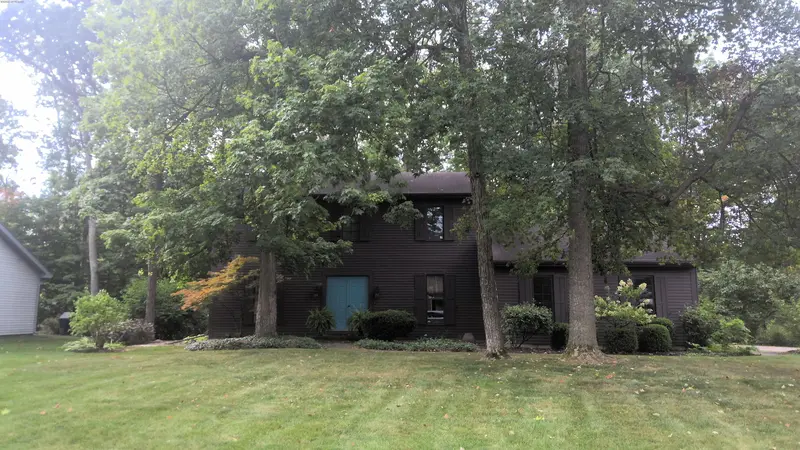 Property photo: 10037 WOODSTREAM DR