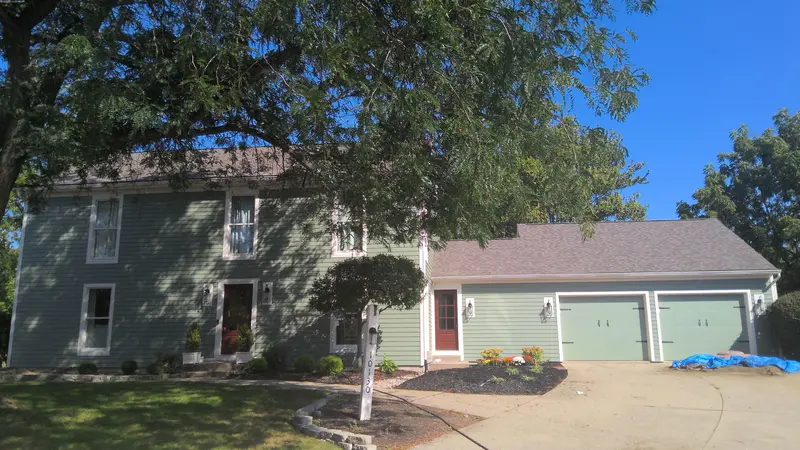 Property photo: 10130 SCHUYLER CT