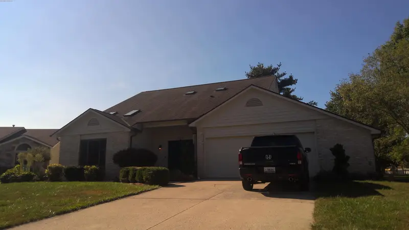 Property photo: 10413 CINNAMON TREE PL