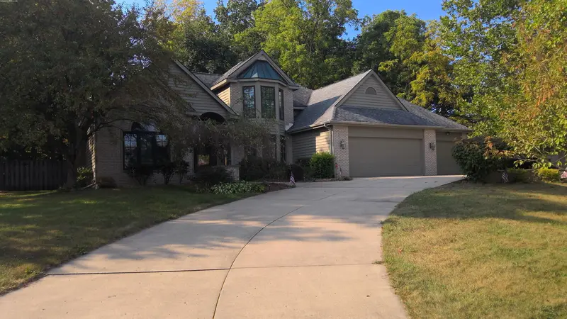 Property photo: 10617 SHEFFIELD CV