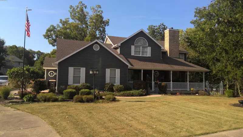 Property photo: 10629 SHEFFIELD WAY