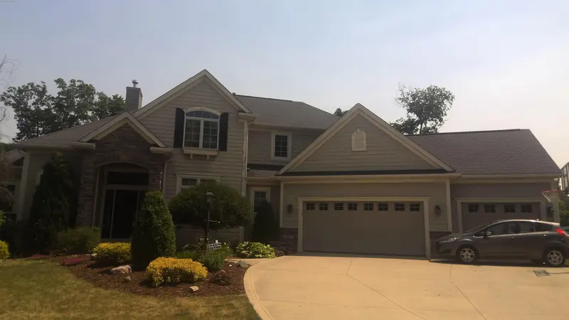 Property photo: 10715 AZBURY BLVD