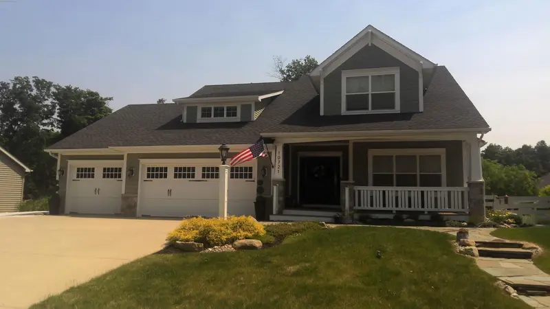 Property photo: 10721 AZBURY BLVD