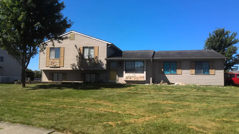 Property photo: 10803 LUPINE LN