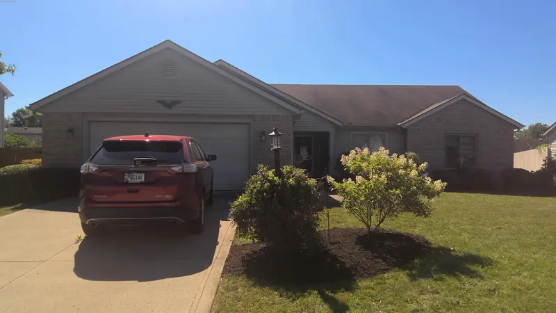 Property photo: 10811 MISTFLOWER LN