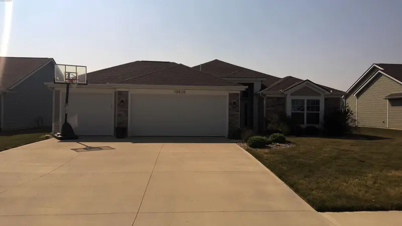 Property photo: 10825 YALUMBA PASS