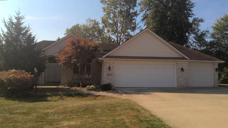 Property photo: 10829 SHEFFIELD WAY