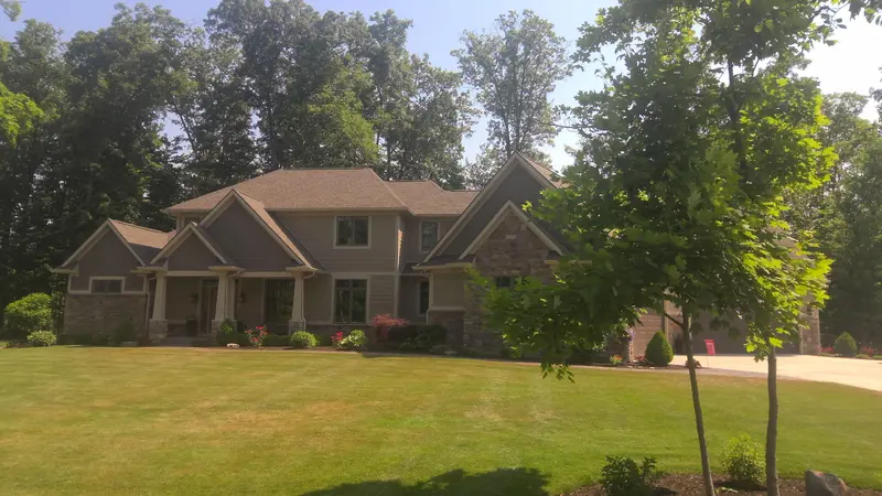 Property photo: 10833 ROTHVALE LN