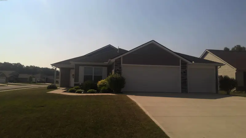 Property photo: 10905 YALUMBA PASS