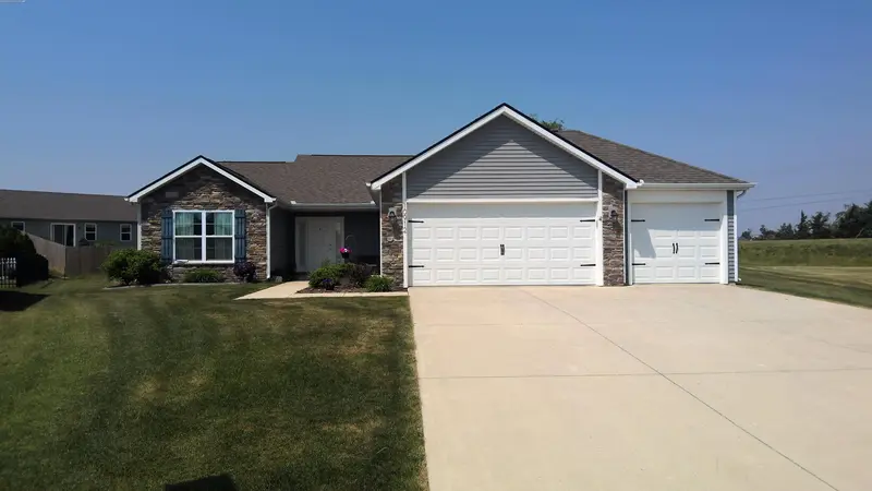 Property photo: 10912 WINGARA WAY