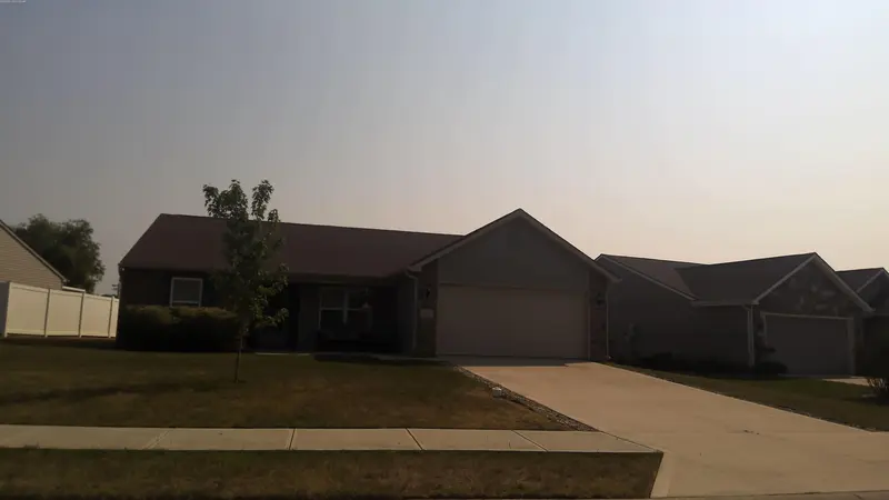 Property photo: 10915 CALERA PSGE