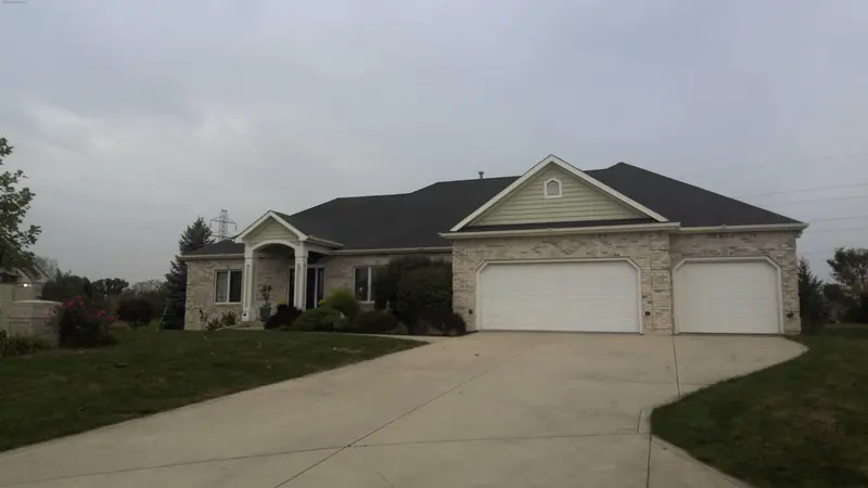 Property photo: 10916 OTTER CREEK CT