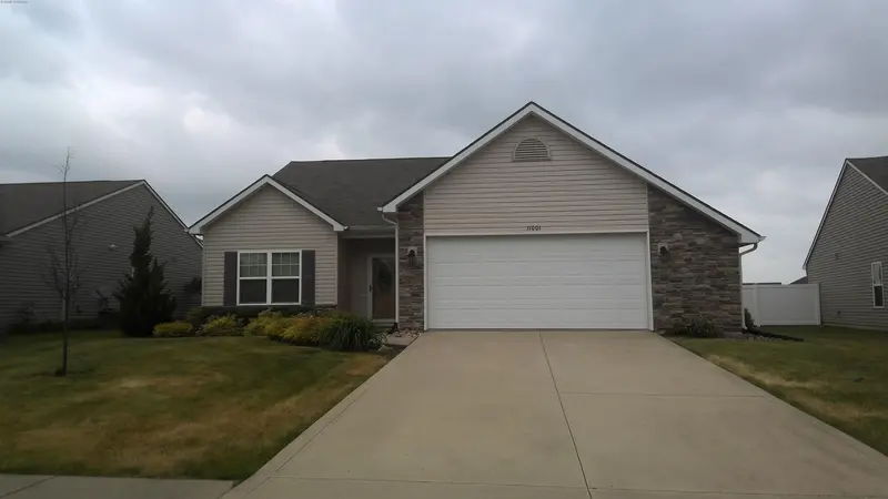 Property photo: 11001 CALERA PSGE