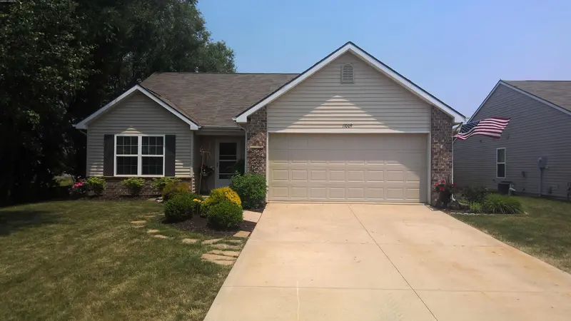 Property photo: 11009 LA FORTUNA WAY