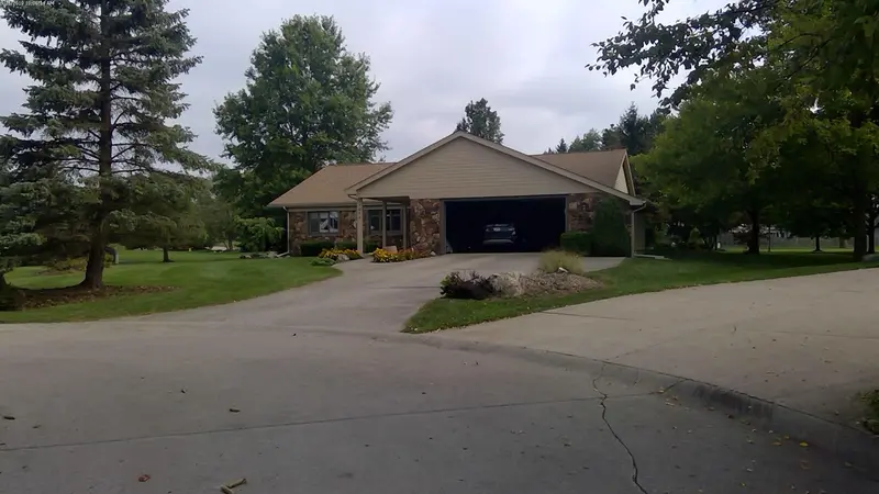 Property photo: 11014 HOPKINTON CT