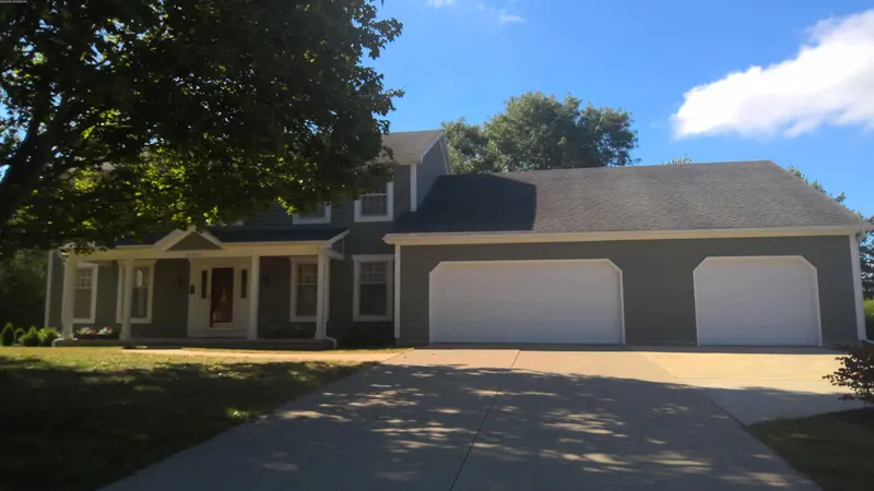 Property photo: 11019 WRENTHAM LN