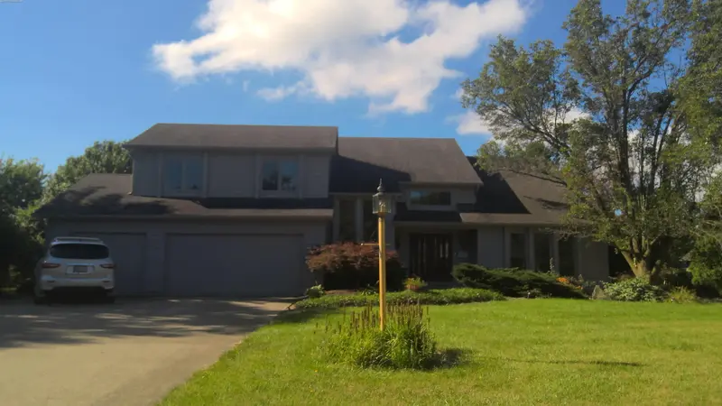 Property photo: 11023 WILMINGTON CT