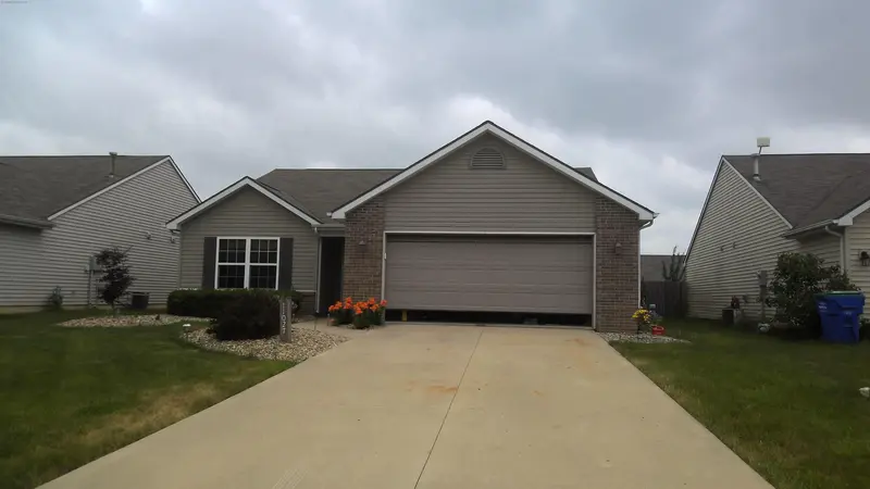 Property photo: 11027 CONSTANTIA CV