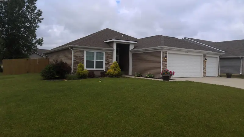 Property photo: 11032 CALERA PSGE