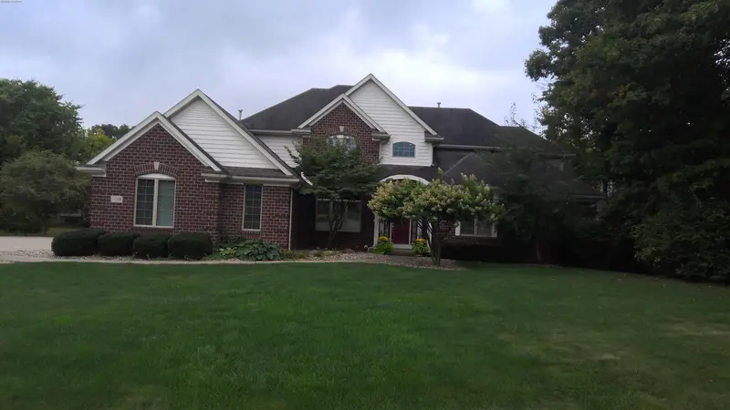 Property photo: 11103 CLAREWOOD CT