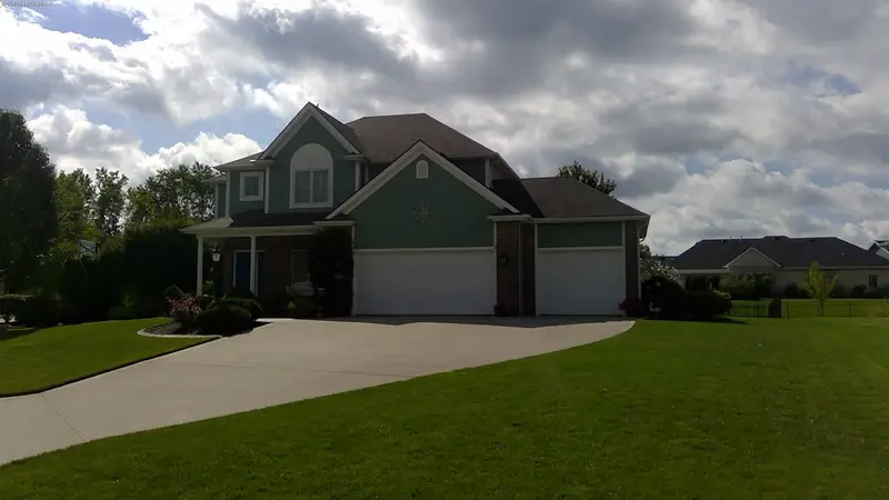 Property photo: 11107 BARLETTA CV