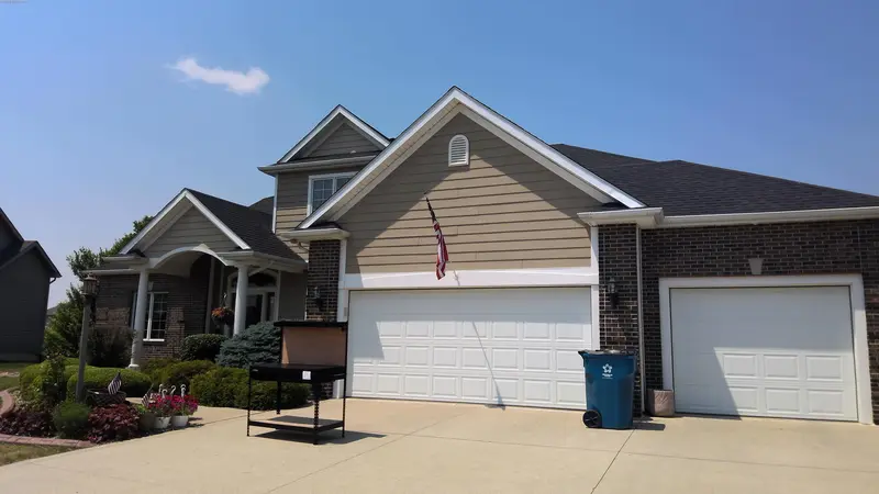 Property photo: 11108 AZBURY BLVD