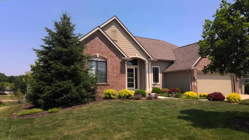 Property photo: 11114 BARLETTA CV