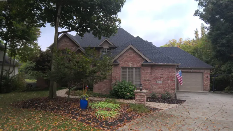 Property photo: 11115 CLAREWOOD CT