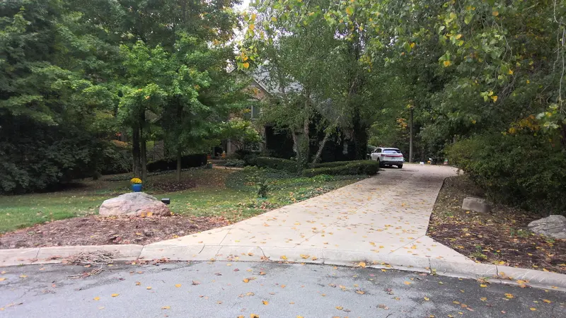 Property photo: 11127 CLAREWOOD CT