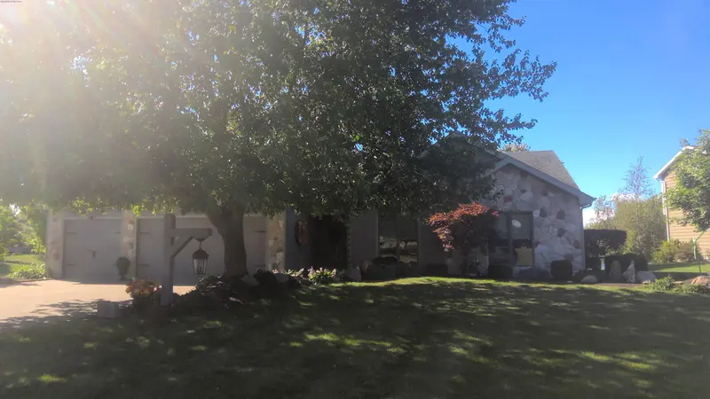 Property photo: 11203 WRENTHAM LN