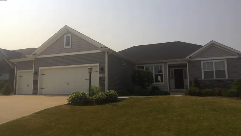 Property photo: 11211 BLUE SEDGE DR