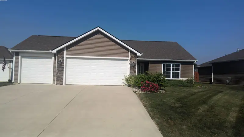 Property photo: 11212 CALERA PSGE