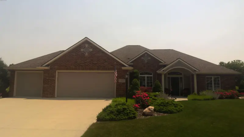 Property photo: 11215 BLACKWOOD CV