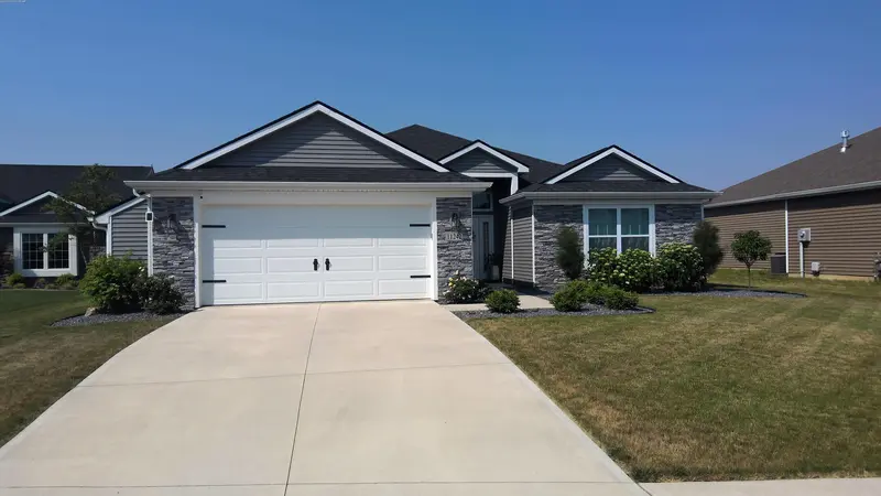 Property photo: 11242 MONTARA CV