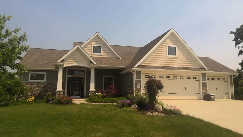 Property photo: 11328 TRILLIUM DR