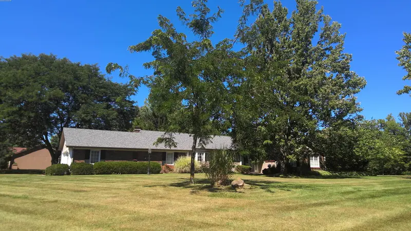 Property photo: 11436 WEXSFORD DR