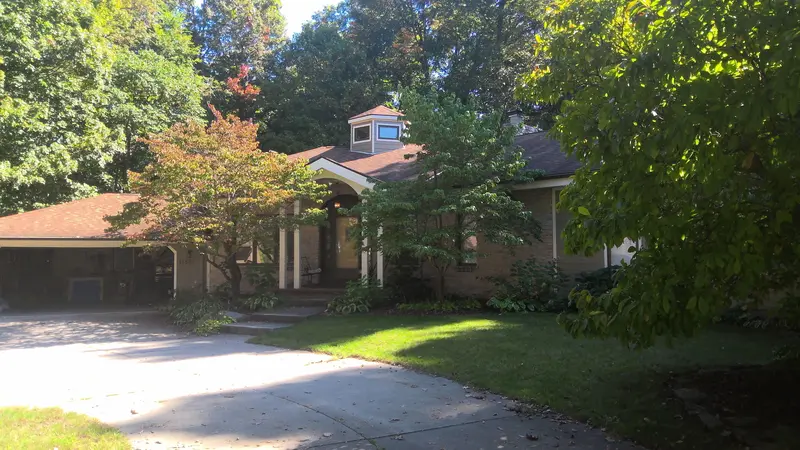 Property photo: 11511 MAGNOLIA DR