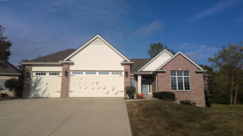 Property photo: 11610 TWEEDSMUIR RUN