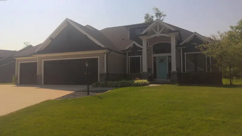 Property photo: 11657 AZBURY BLVD