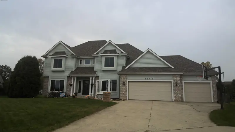 Property photo: 11716 EAGLE LAKE CT