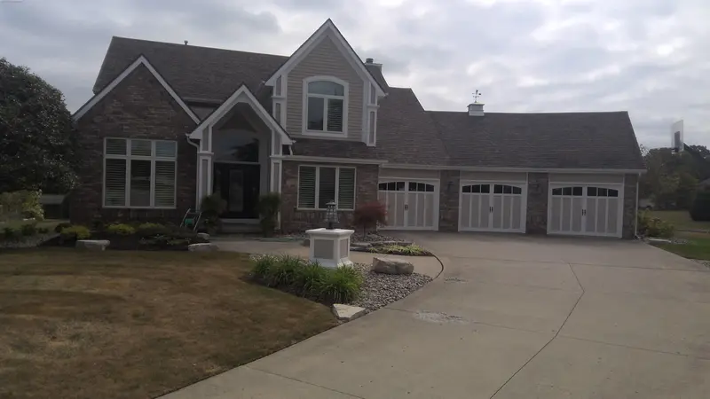 Property photo: 11809 EAGLE VIEW CT