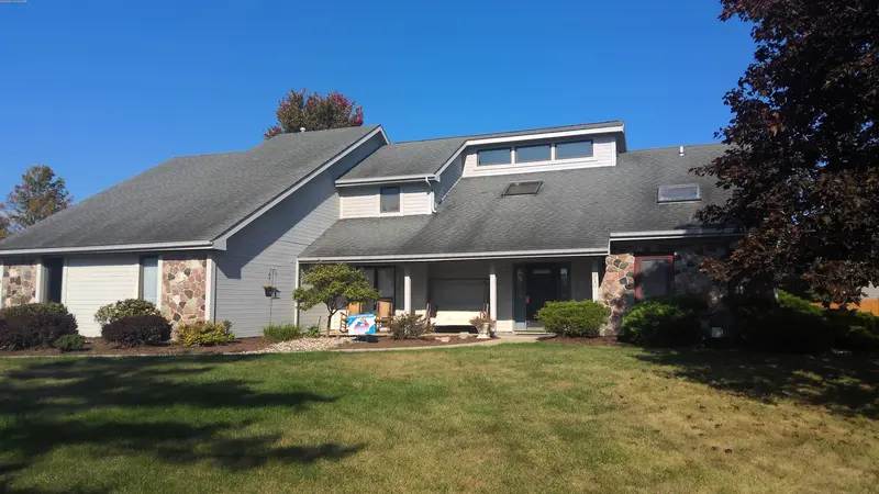 Property photo: 11910 EAGLE CREEK CV