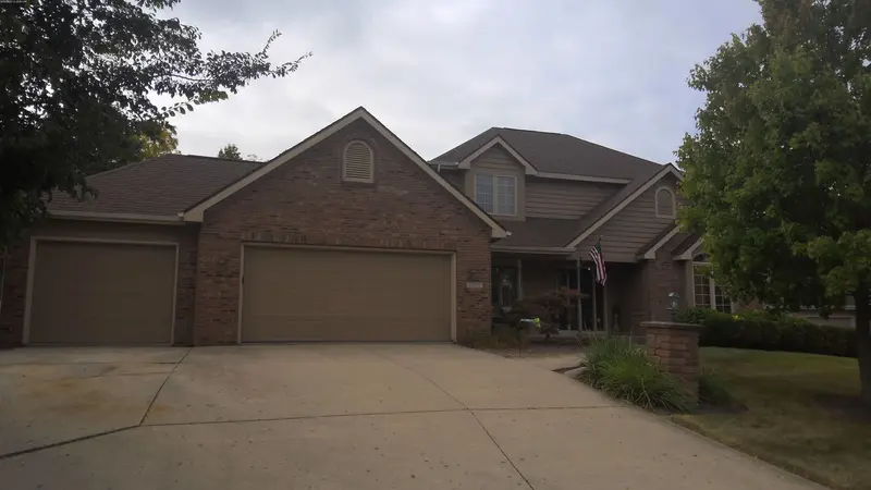 Property photo: 11917 EAGLE CREEK LN