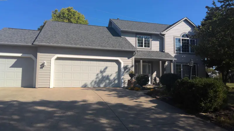 Property photo: 11924 EAGLE CREEK PL