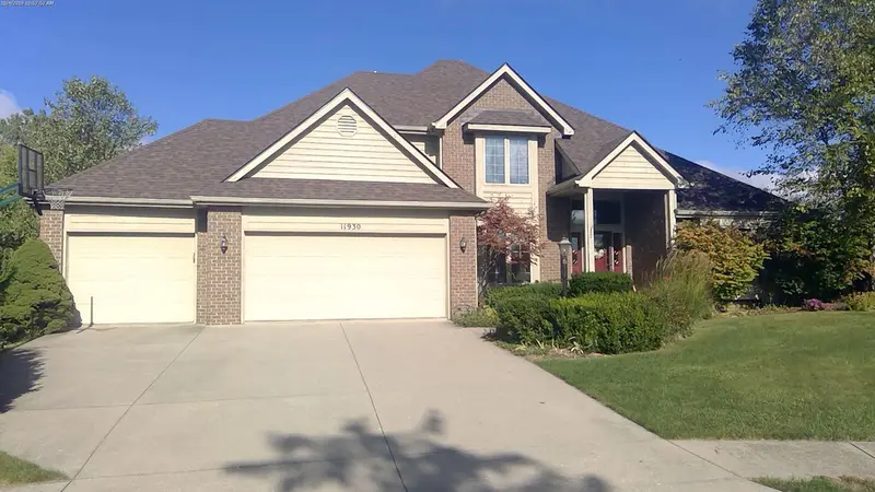 Property photo: 11930 EAGLE CREEK LN