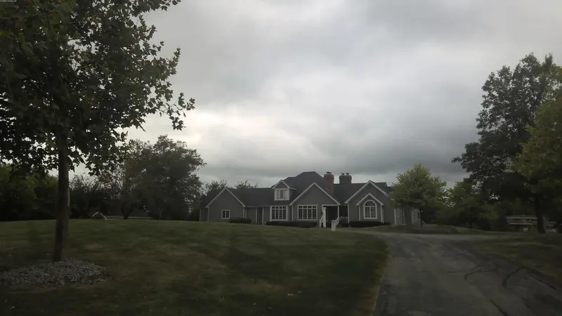 Property photo: 11931 KINGSBRIDGE RD