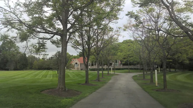 Property photo: 12032 KINGSBRIDGE RD