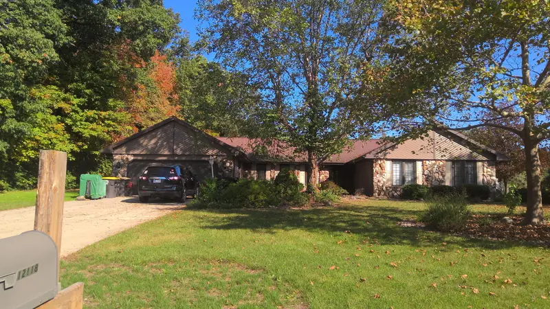 Property photo: 12118 AMBER RIDGE DR